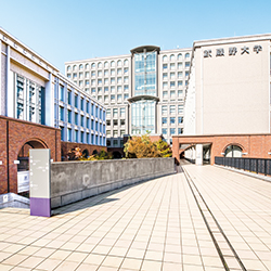 武蔵野大学
