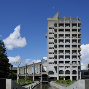 金沢工業大学