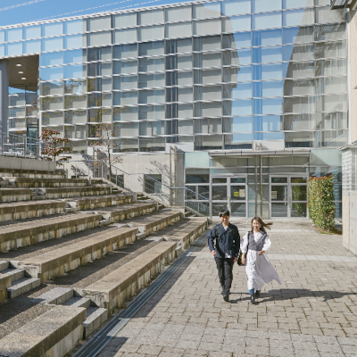東海学園大学