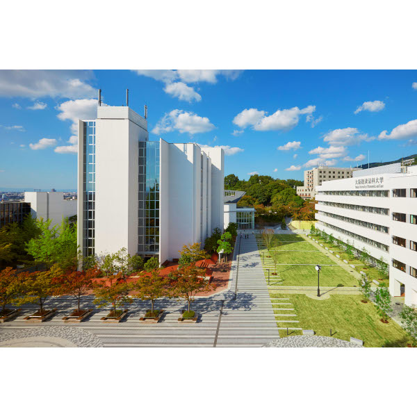 大阪経済法科大学