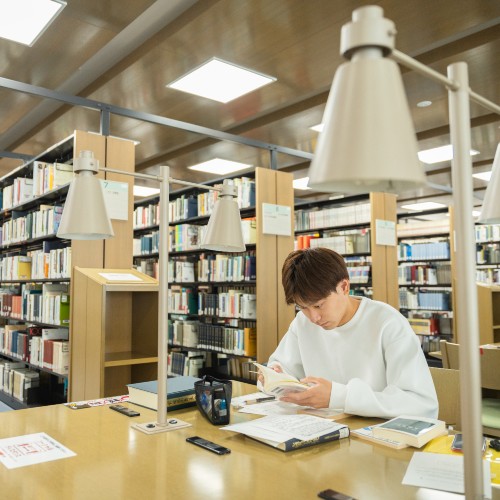 大谷大学
