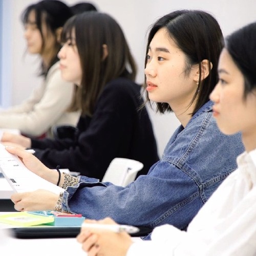 専修大学