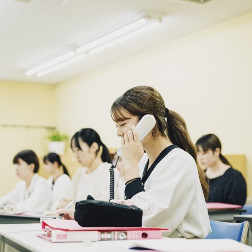 熊本電子ビジネス専門学校