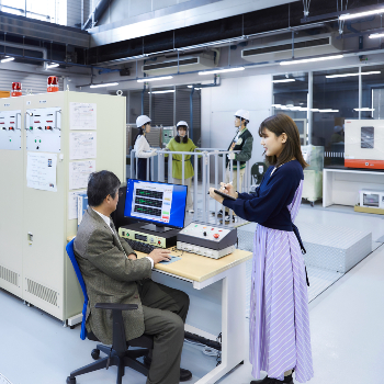 大和大学