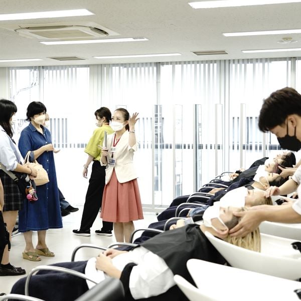 国際文化理容美容専門学校国分寺校