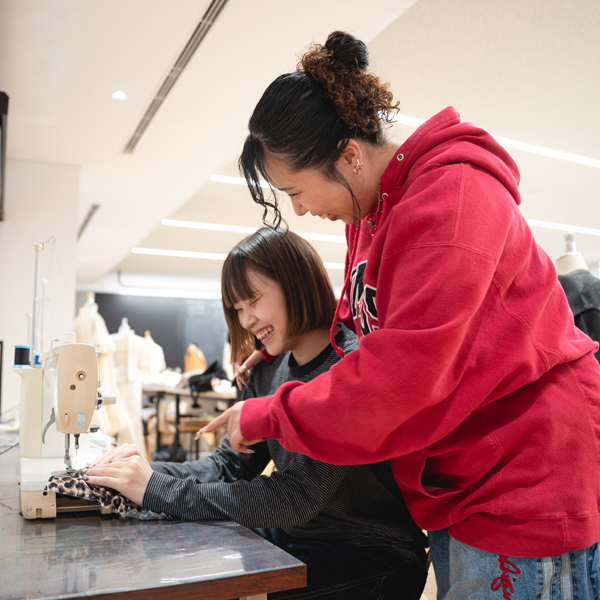 愛知文化服装専門学校