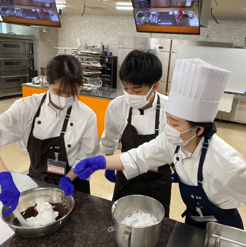 オープンキャンパスでおいしいに出逢おう!!スイーツ・フード・ドリンクをつくろう／札幌ベルエポック製菓調理専門学校