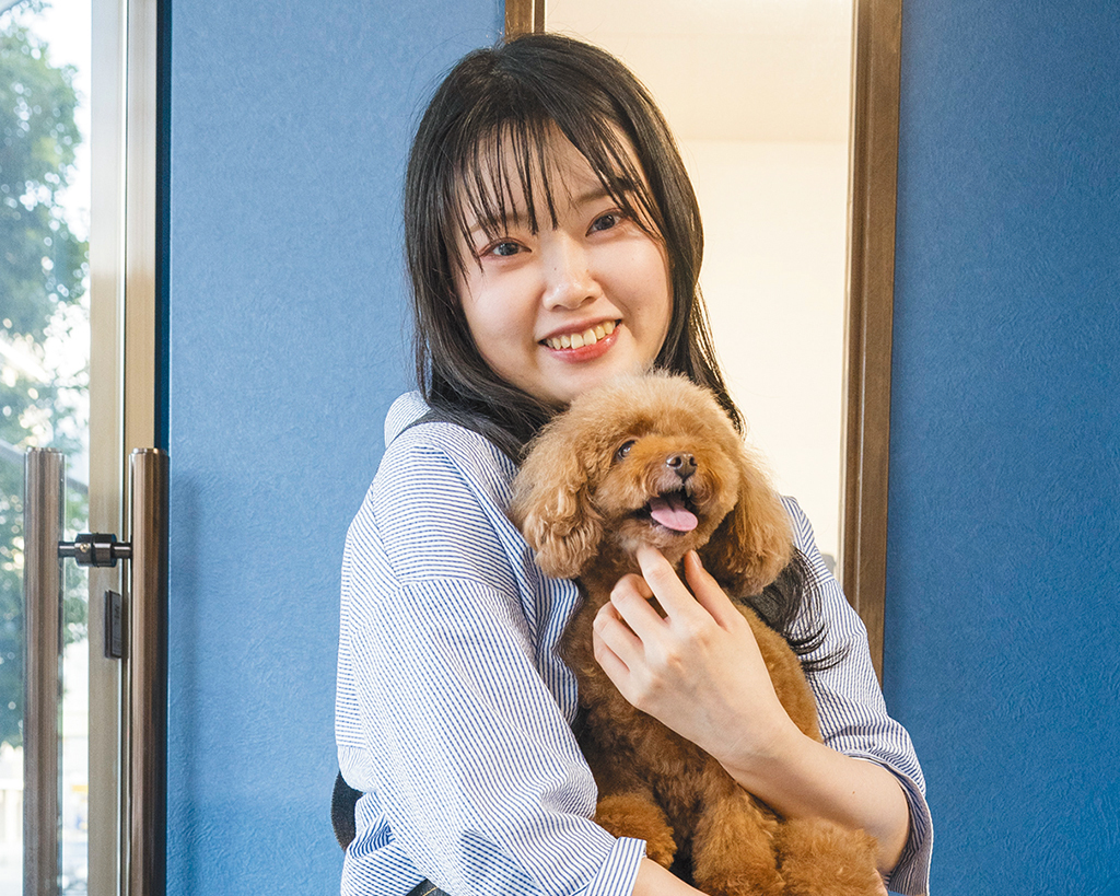 犬のお手入れにチャレンジ！
ペットのお仕事まるごと体験／大阪ＥＣＯ動物海洋専門学校