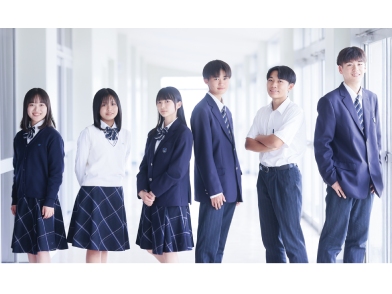 名古屋大谷高等学校の制服