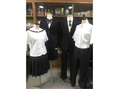 住吉商業高等学校の制服