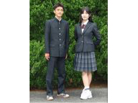 横須賀大津高等学校の制服