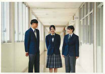 浮羽究真館高等学校の制服