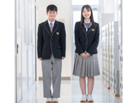 新潟英智高等学校(通信制)の制服