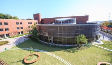 同志社国際高等学校