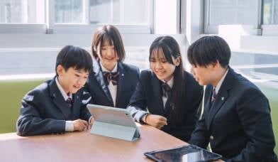 大阪青凌中学校