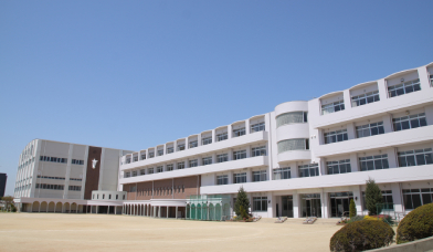 愛徳学園中学校