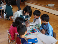 長野県 伊那弥生ケ丘高校 美術部のみなさん1