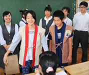 岩手県 遠野緑峰高校 生産技術科草花研究班3年生のみなさん4