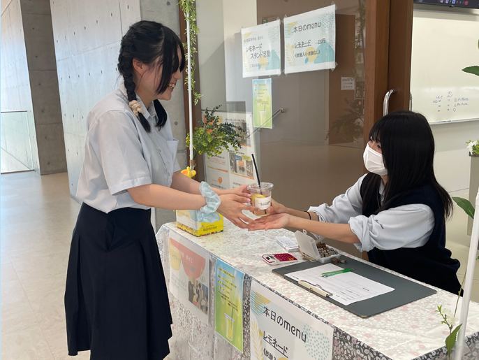 福井県　福井南高校　家庭科探究ゼミのみなさん1