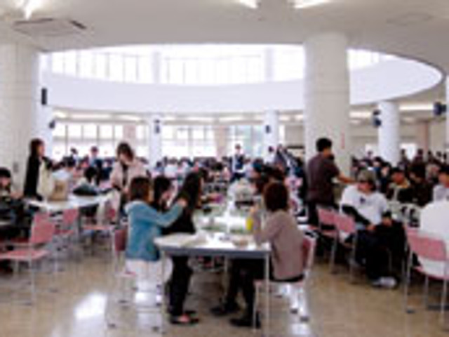 鹿児島国際大学の学食