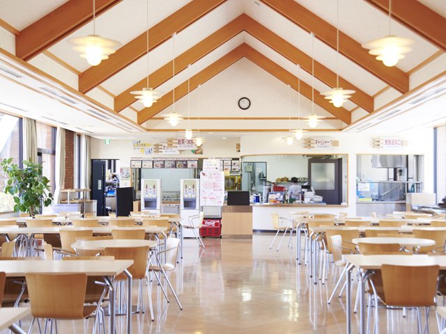 同志社女子大学の学食