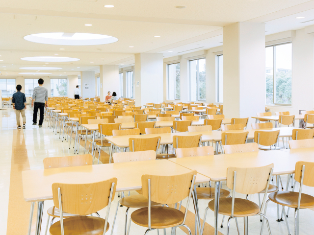 比治山大学短期大学部の学食