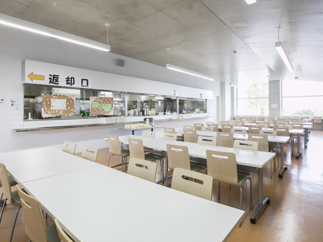 東京医療学院大学の学食