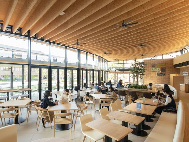 同志社女子大学の学食