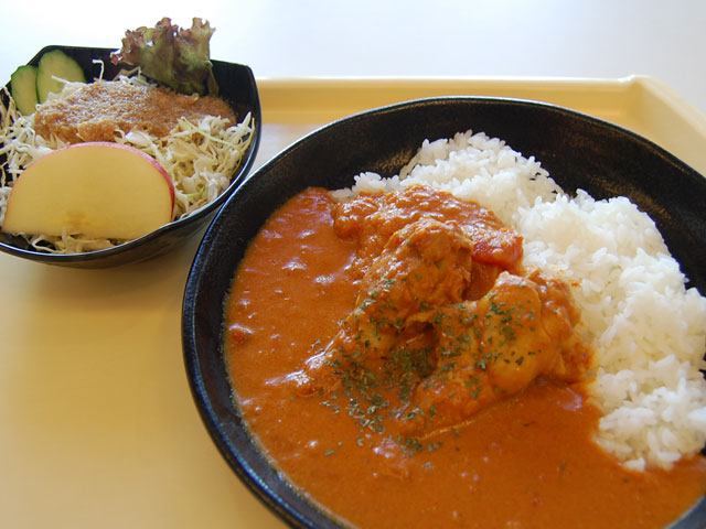 東北公益文科大学の学食