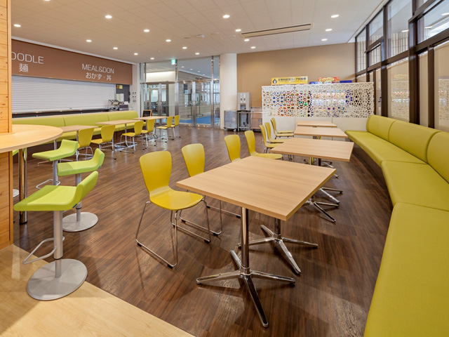 愛知東邦大学の学食