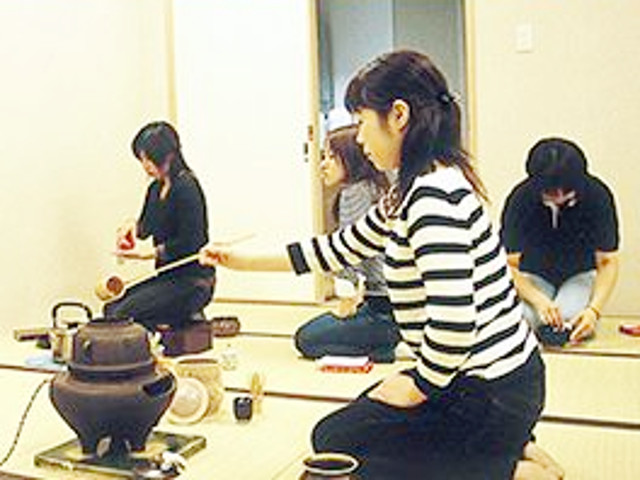 関西外国語大学短期大学部の部活
