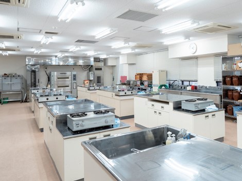 7号館 食品加工実習室