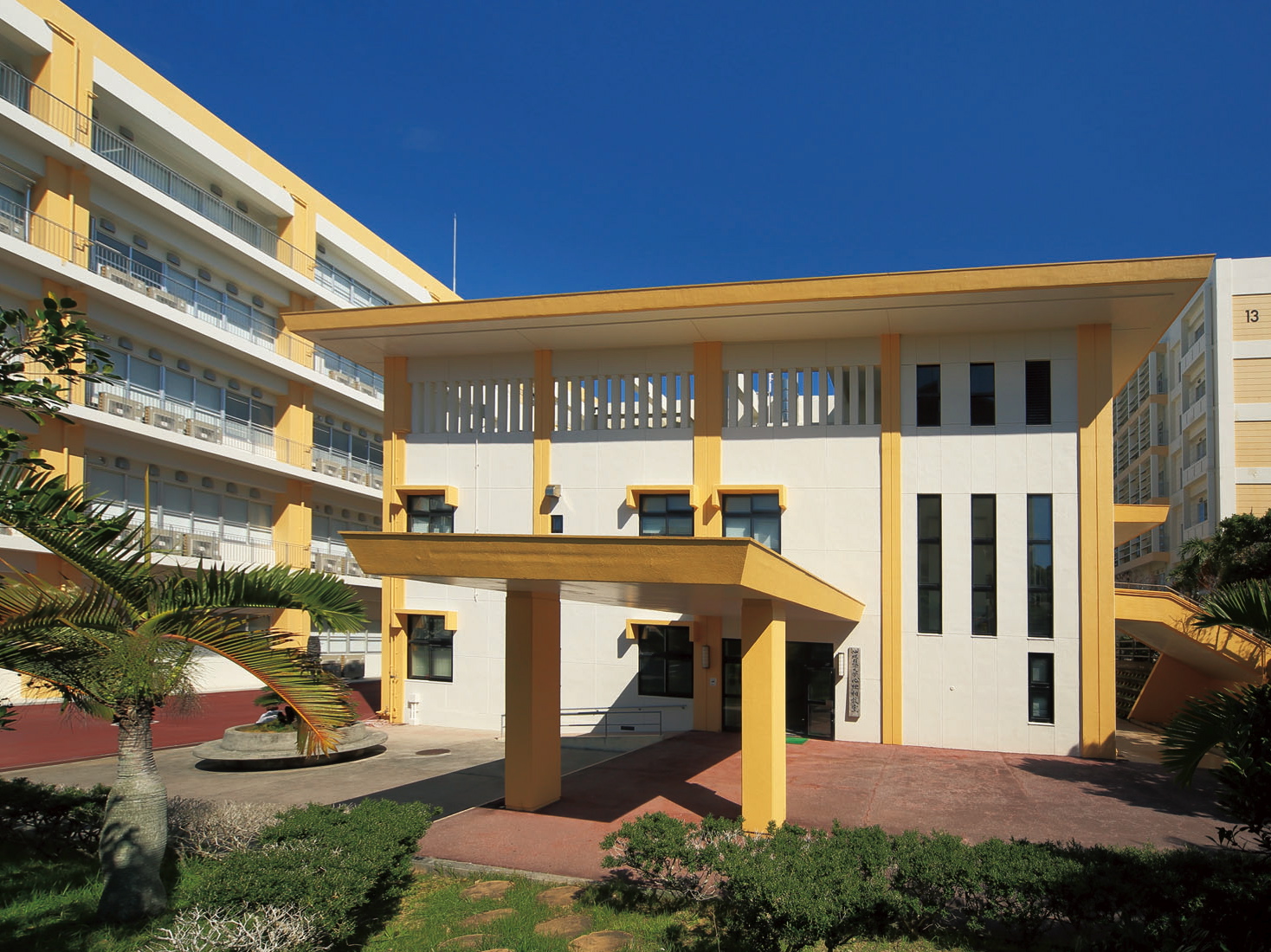 沖縄国際大学のcampusgallery