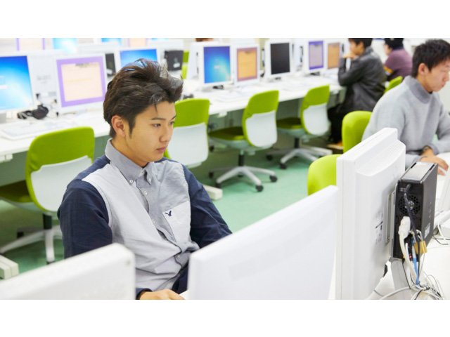 大阪経済法科大学のcampusgallery