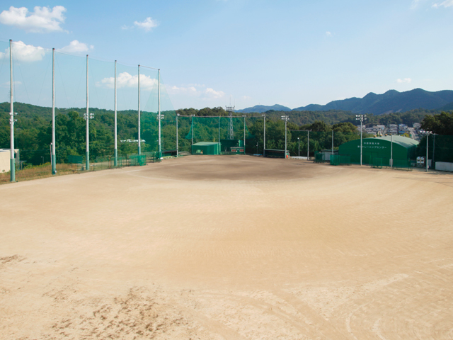 中部学院大学のスポーツ施設