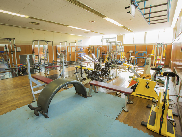 八戸工業大学のスポーツ施設