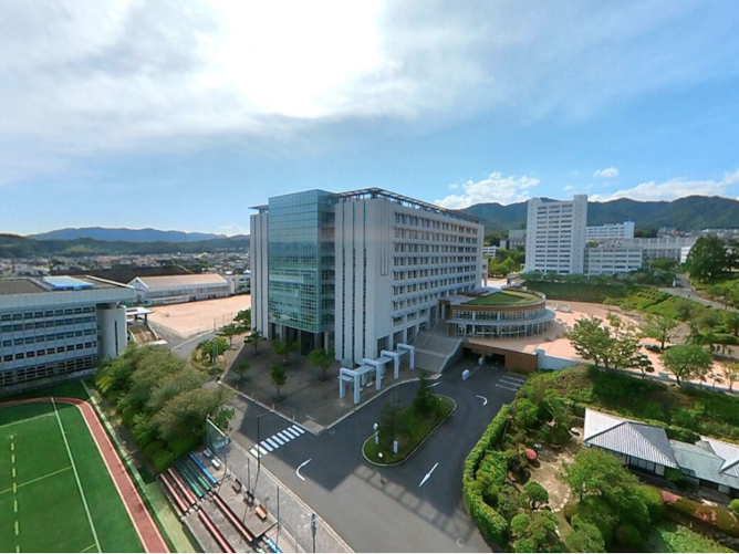 広島工業大学のスポーツ施設