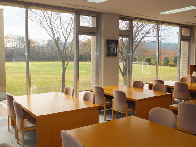 聖和学園短期大学の図書館