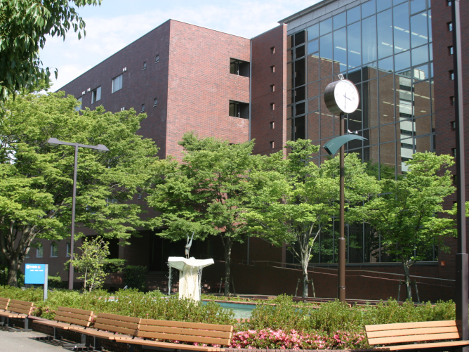 松山大学の図書館