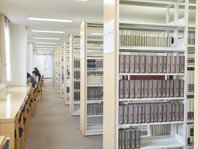 埼玉医科大学の図書館
