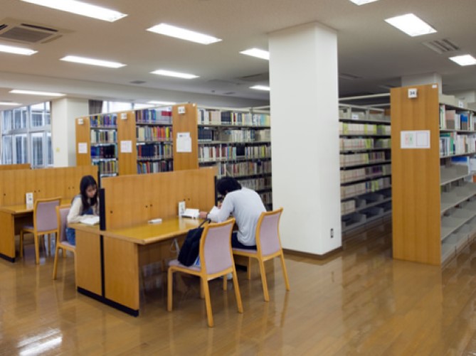 九州情報大学