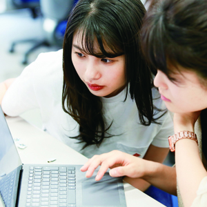 情報デザイン学科