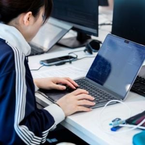 情報システム工学科