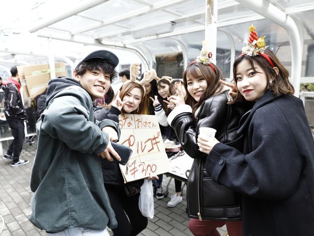 「地球祭（学園祭）」個性豊かな模擬店がたくさん！