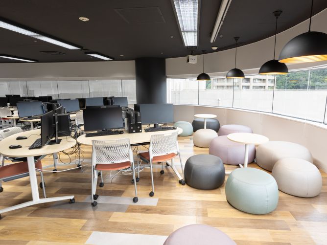 広島情報専門学校