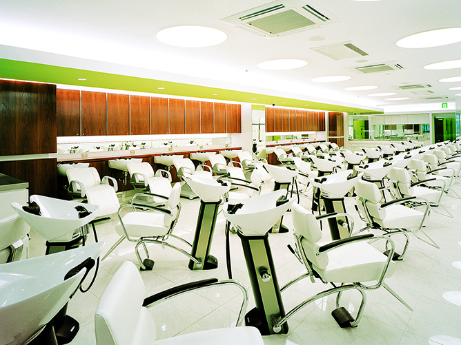グラムール美容専門学校のcampusgallery