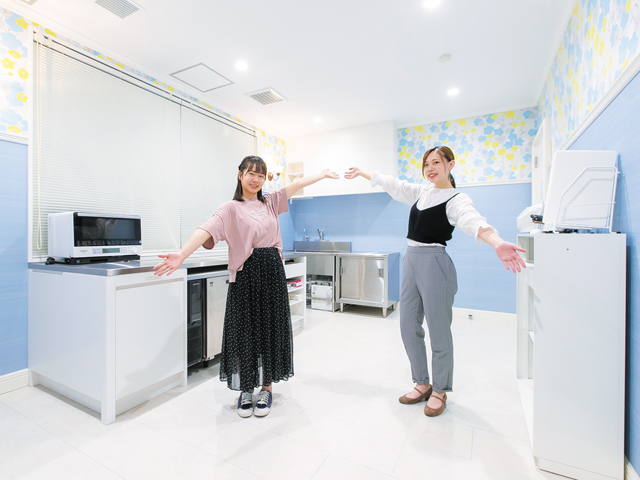 さまざまな調理を通して学べる調理実習室