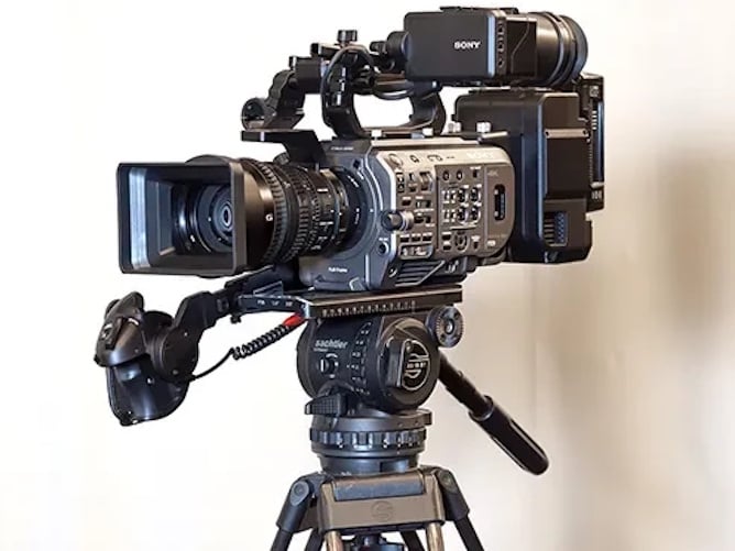 圧倒的な表現力と機動力を実現したラージセンサーカメラ「SONY PXW-FX9K」。