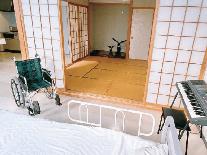 日常動作訓練室：患者さんが退院後、生活をスムーズに行うための日常動作訓練を学びます。