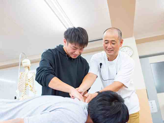 関西学研医療福祉学院の講師